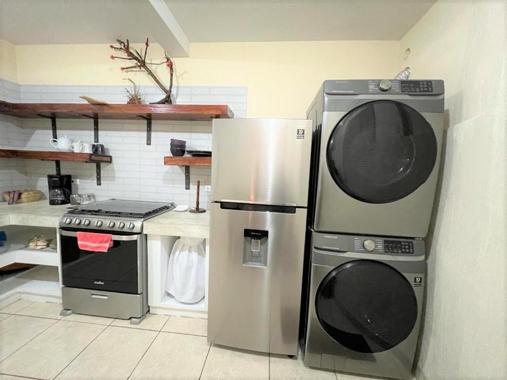 Comfy. Full Internet, Kitchen, Washer And Dryer, Netflix Chimaltenango Exterior photo